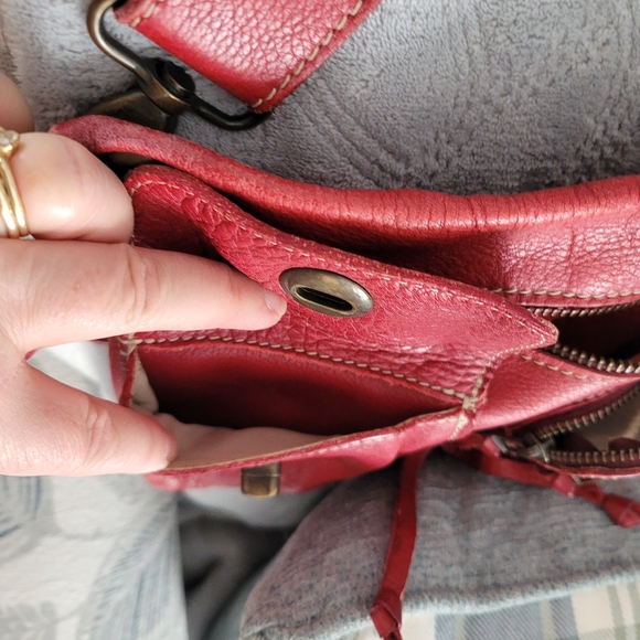 Roots Red Leather Crossbody Bag with Front Pockets - Picture 10 of 10